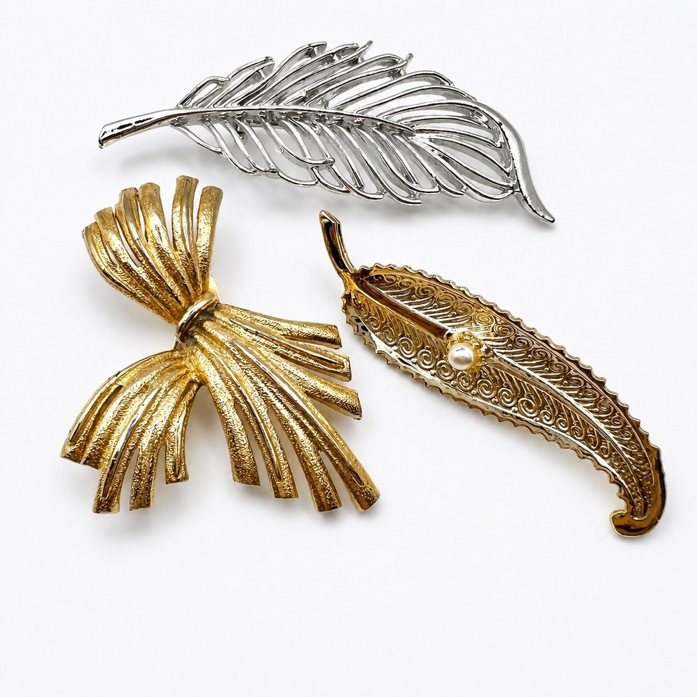 Vintage Gerrys Brooch Lot 3pc Gold‎ Silver Tone Feather Leaf Pearl Bow Pins